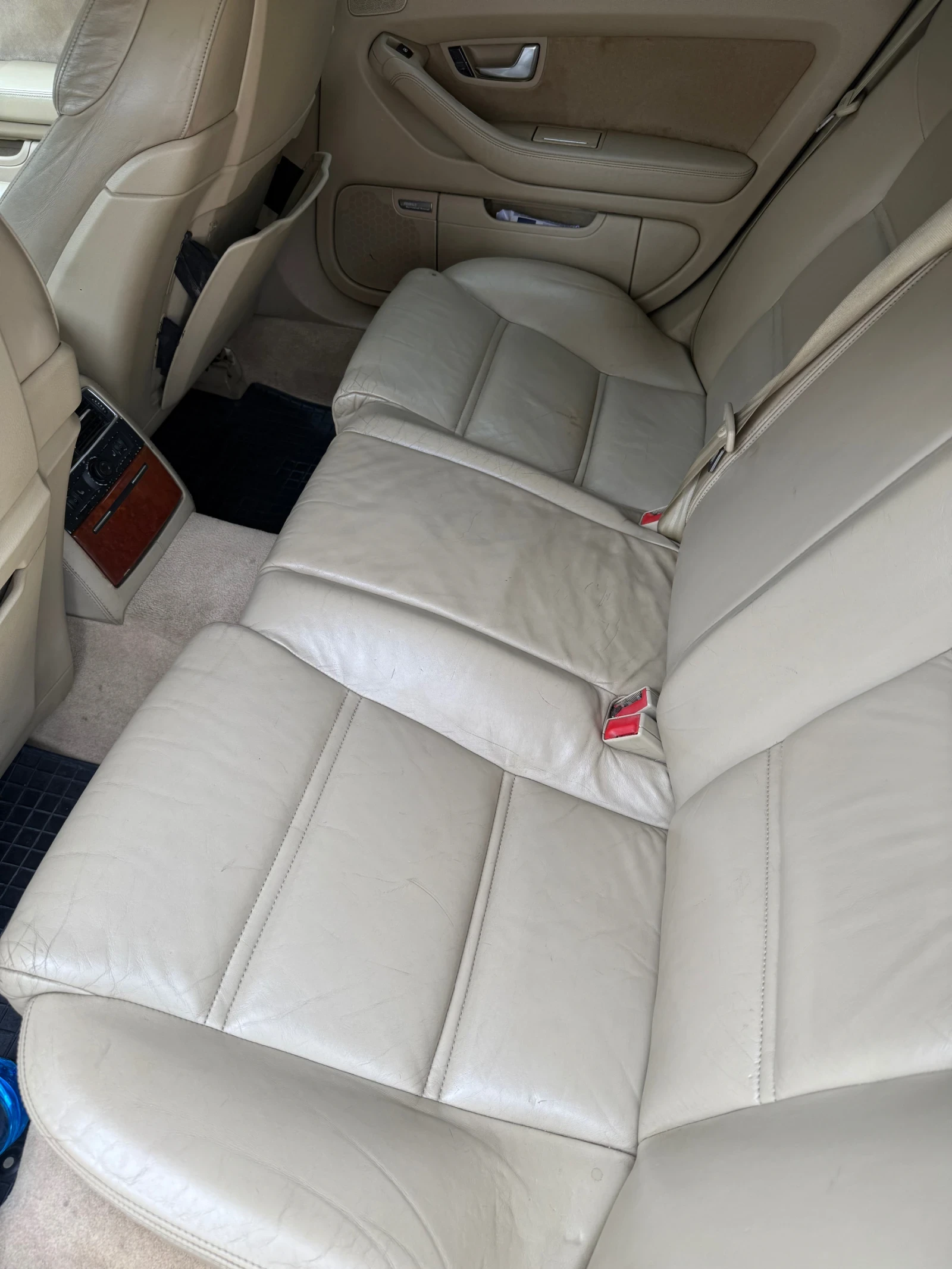 Audi A8 4.2 - изображение 6