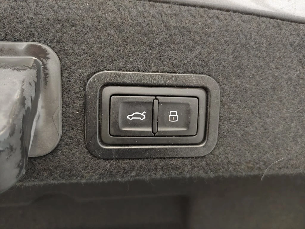 Audi A6 * 3.0T Technik AWD | SUNROOF | NAV | HTD SEATS * C | Mobile.bg � ����������� 17