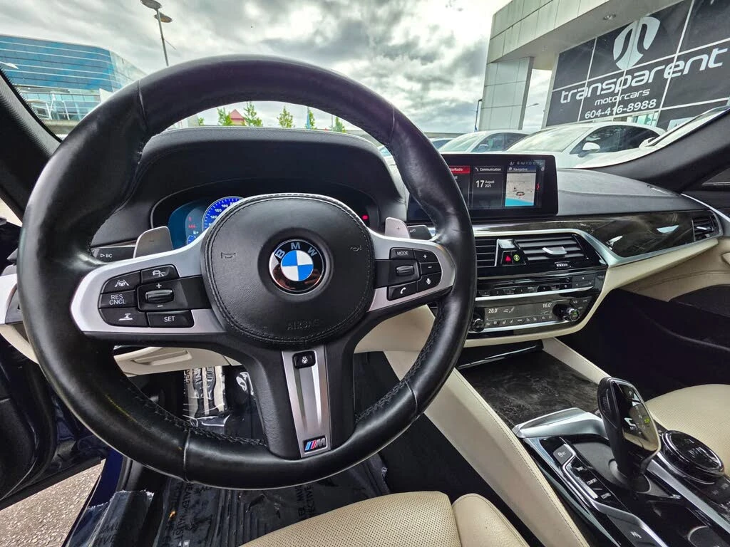 BMW 550 * М-Package* * HeadUp* AвтоКредит* (ЦЕНА ДО БГ) - изображение 4