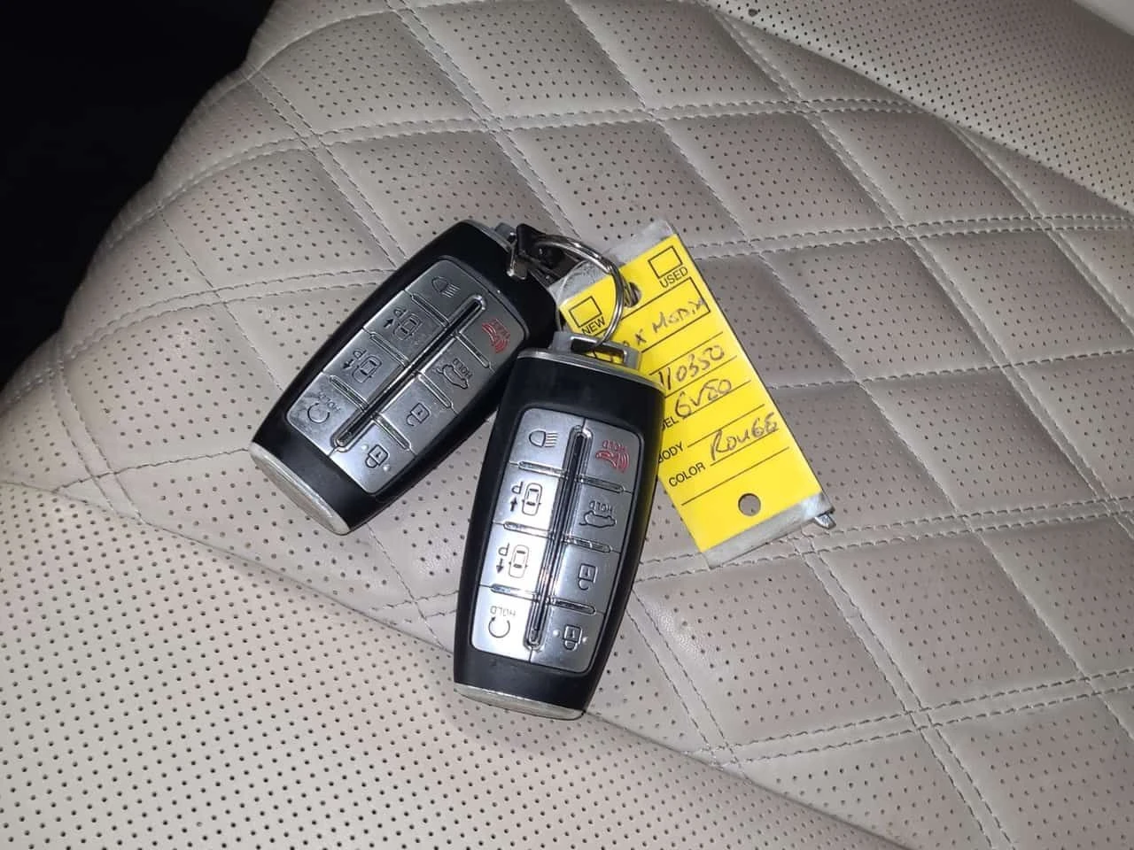 Genesis GV80 * PRESTIGE 3.5T 4D UTILITY AWD 7 * CARFAX *  - изображение 10