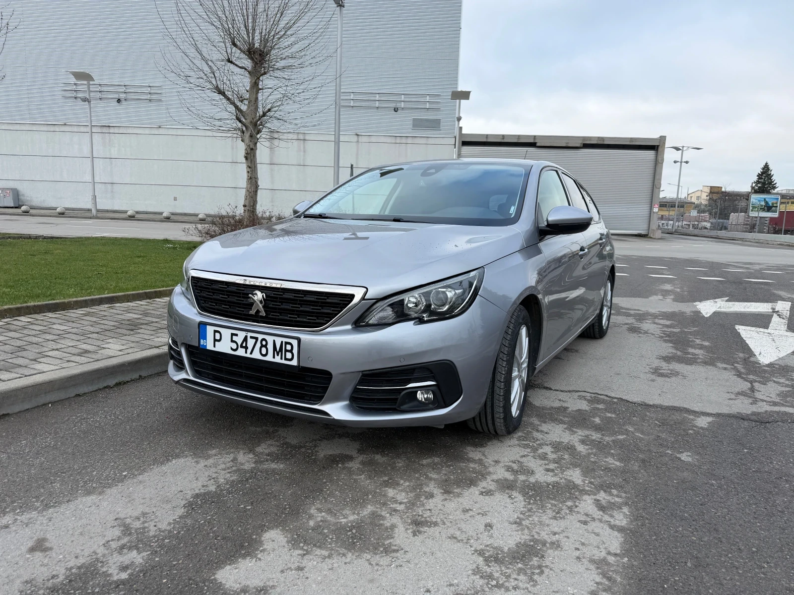 Peugeot 308 1.5 BLUE HDI active business 