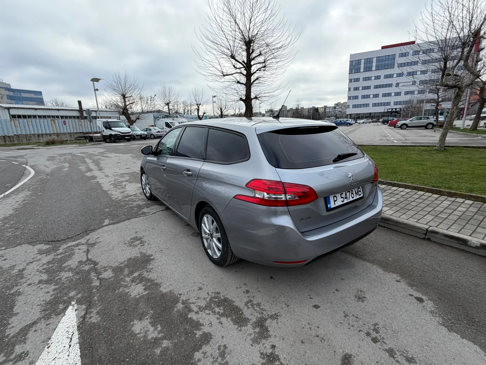 Peugeot 308 1.5 BLUE HDI active business , снимка 8 - Автомобили и джипове - 53578769