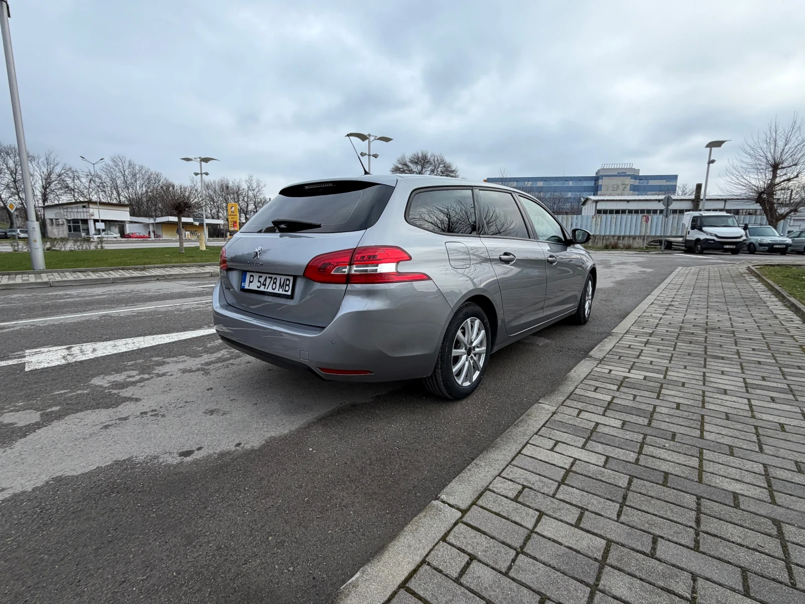 Peugeot 308 1.5 BLUE HDI active business , снимка 6 - Автомобили и джипове - 53578769