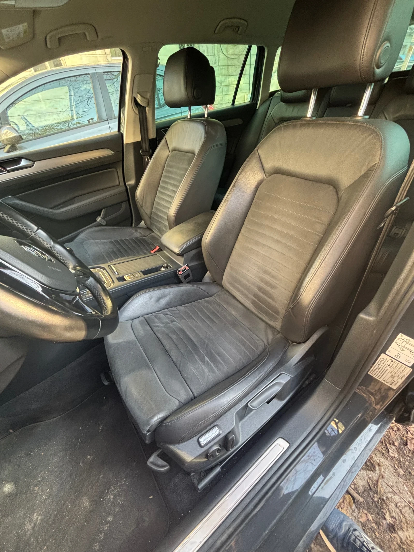 VW Passat, снимка 9 - Автомобили и джипове - 53712173