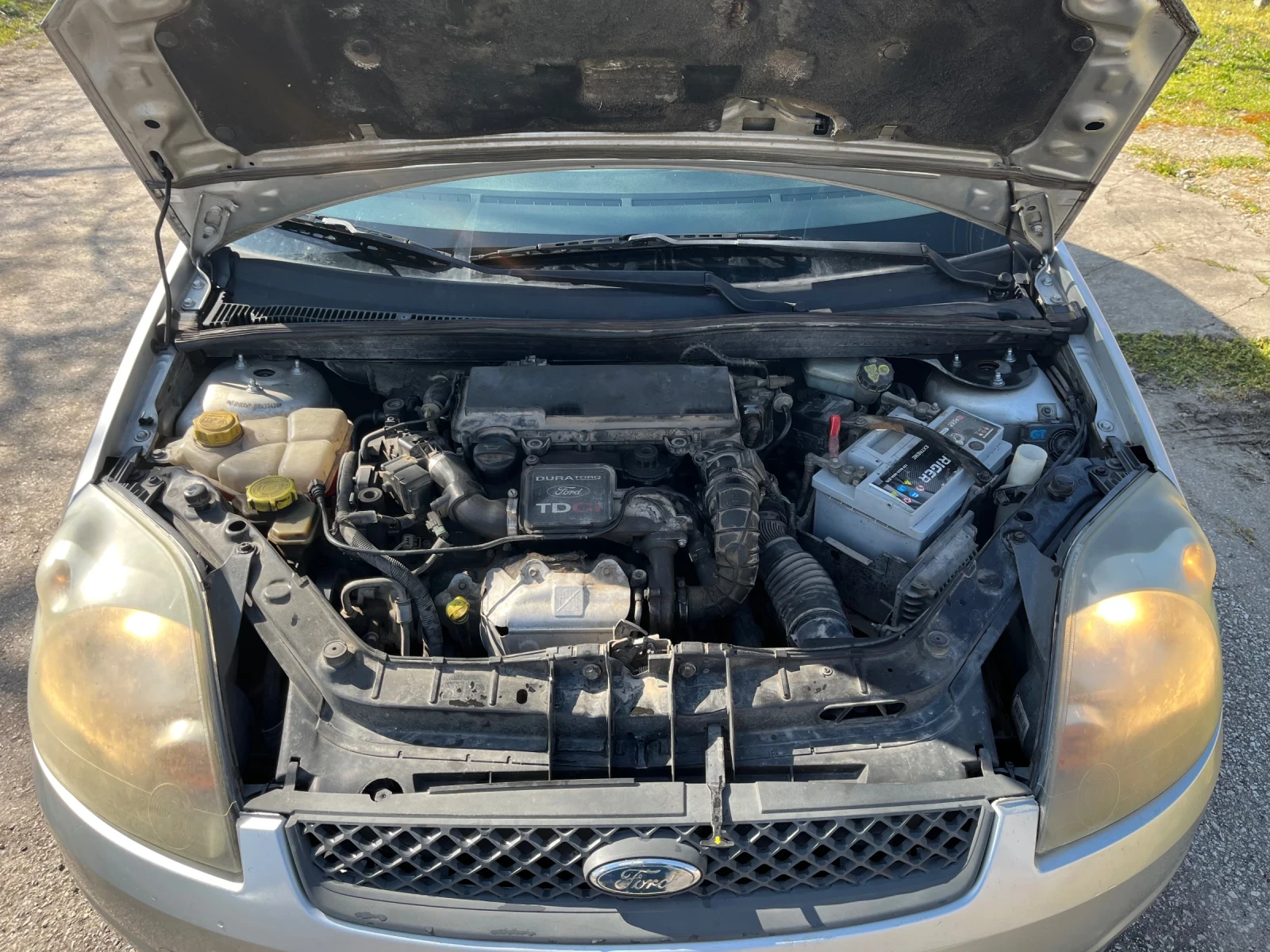 Ford Fiesta, снимка 10 - Автомобили и джипове - 53830367