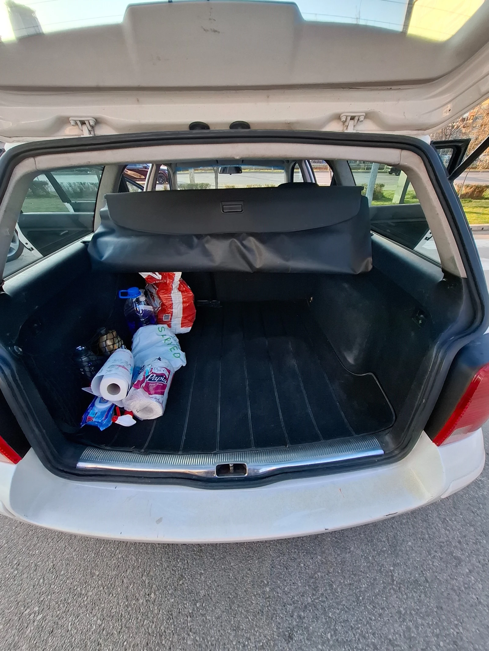 VW Passat 1, 9 TDI, снимка 11 - Автомобили и джипове - 53851698