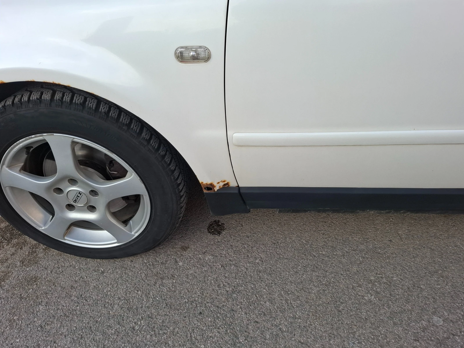 VW Passat 1, 9 TDI, снимка 16 - Автомобили и джипове - 53851698