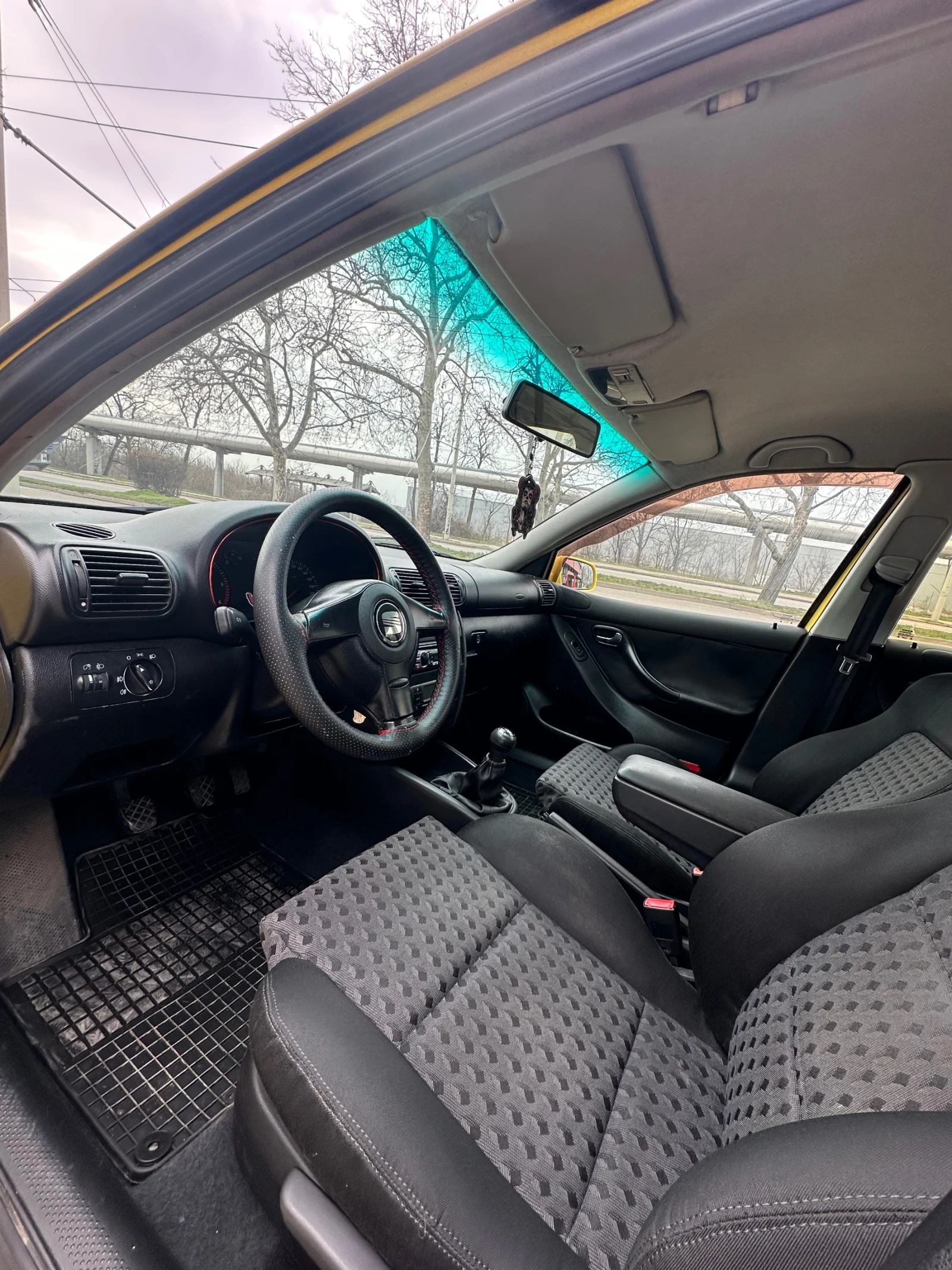 Seat Leon, снимка 6 - Автомобили и джипове - 53966163