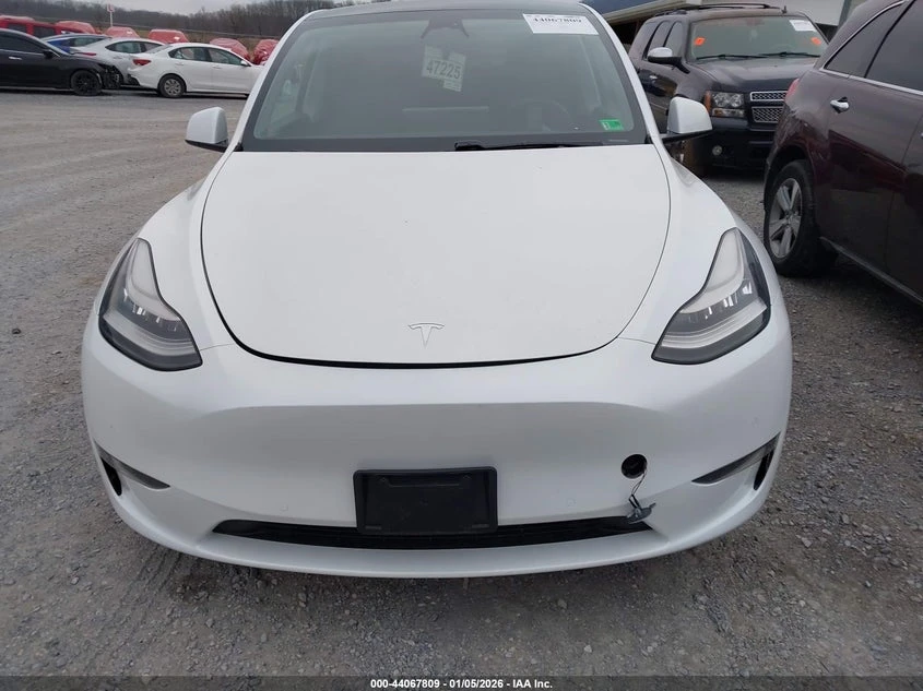 Tesla Model Y Long Range AWD, снимка 13 - Автомобили и джипове - 54169776