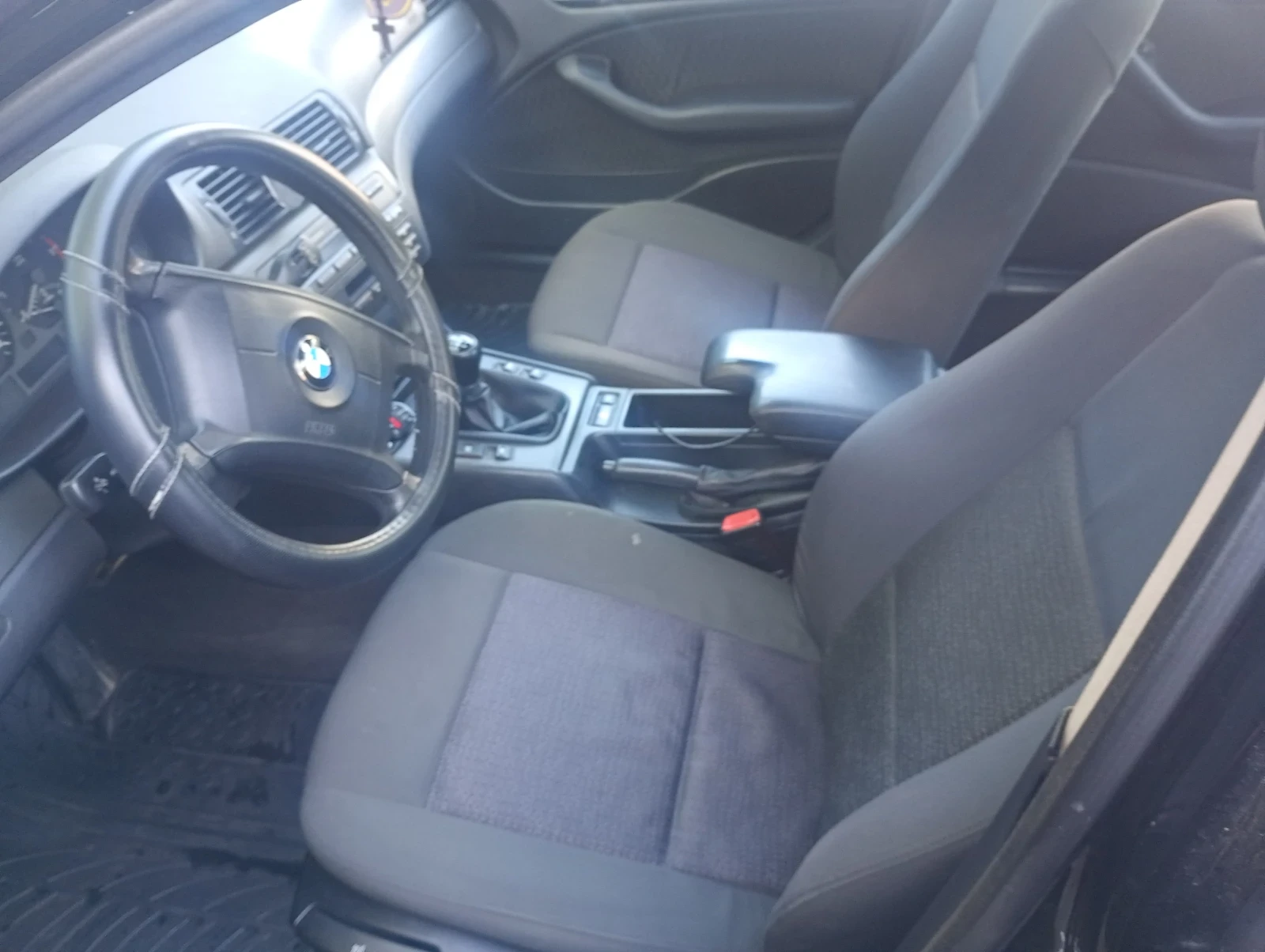 BMW 320, снимка 9 - Автомобили и джипове - 54346330