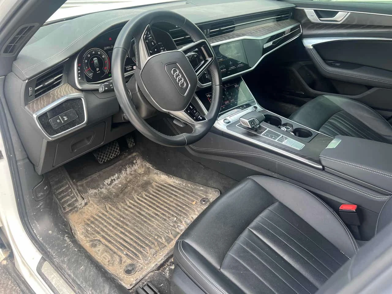 Audi A6 Allroad TECHNIK * ДИСТРОНИК* 360 КАМЕРА* ОБДУХВАНЕ* , снимка 7 - Автомобили и джипове - 54398969