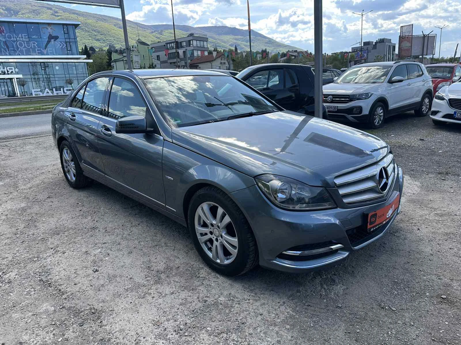 Mercedes-Benz C 180 CGI Аvangarde Автоматик Кожа, снимка 2 - Автомобили и джипове - 54441948