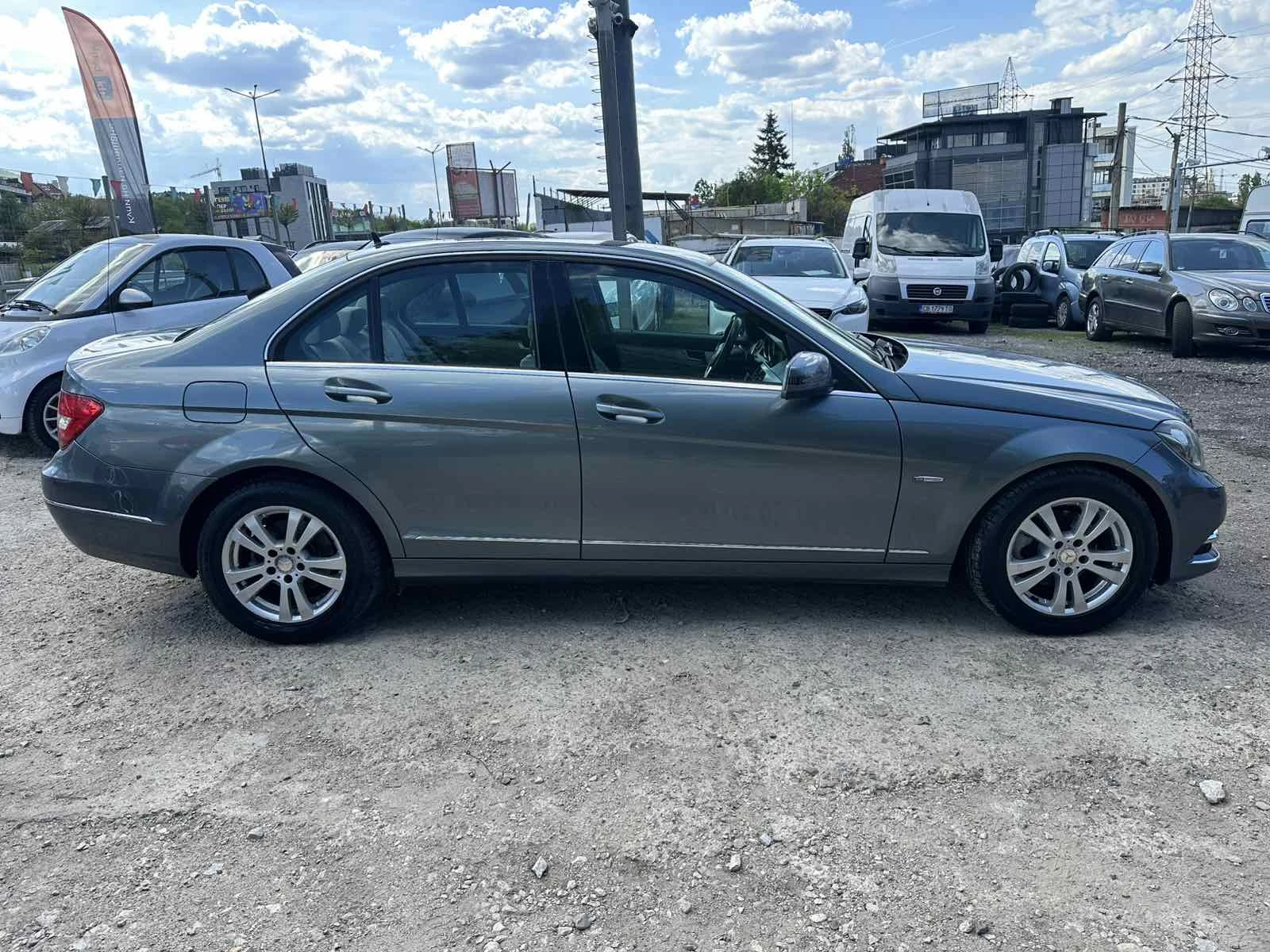 Mercedes-Benz C 180 CGI Аvangarde Автоматик Кожа, снимка 7 - Автомобили и джипове - 54441948