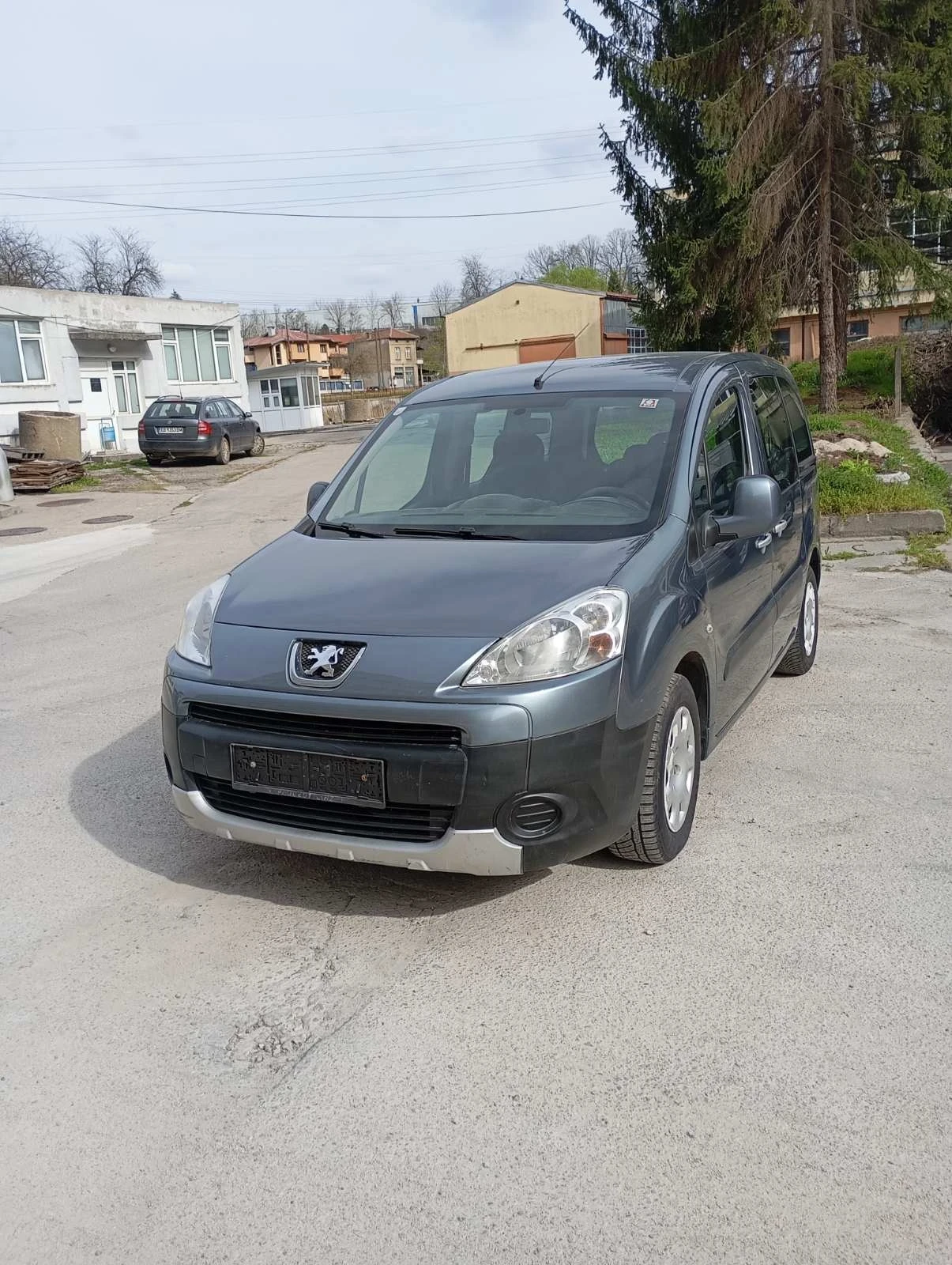 Peugeot Partner, снимка 2 - Автомобили и джипове - 54543306