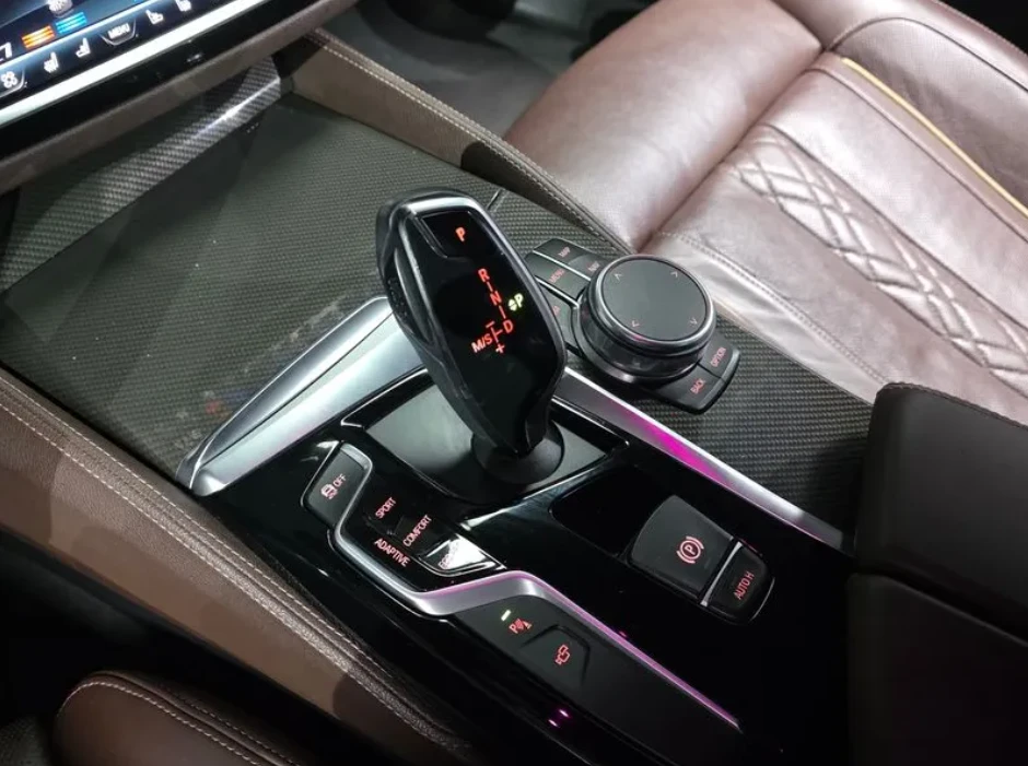 BMW 530 D G30 M Sport Plus, снимка 9 - Автомобили и джипове - 54554762