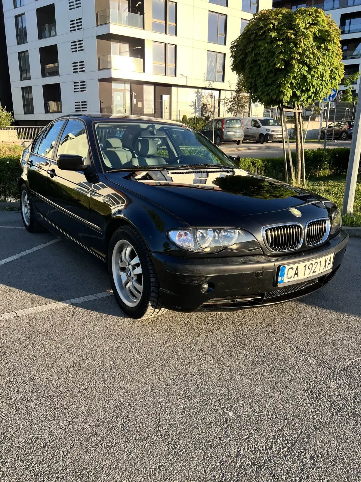 BMW 318 ГАЗ / Бензин, снимка 2 - Автомобили и джипове - 54556996