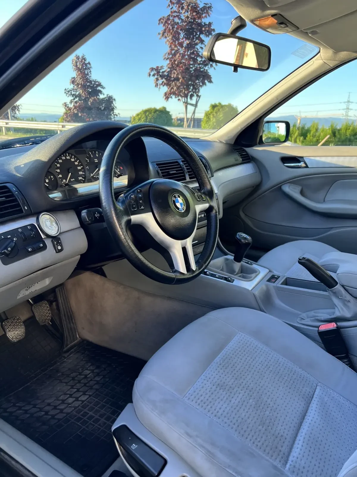 BMW 318 ГАЗ / Бензин, снимка 6 - Автомобили и джипове - 54556996
