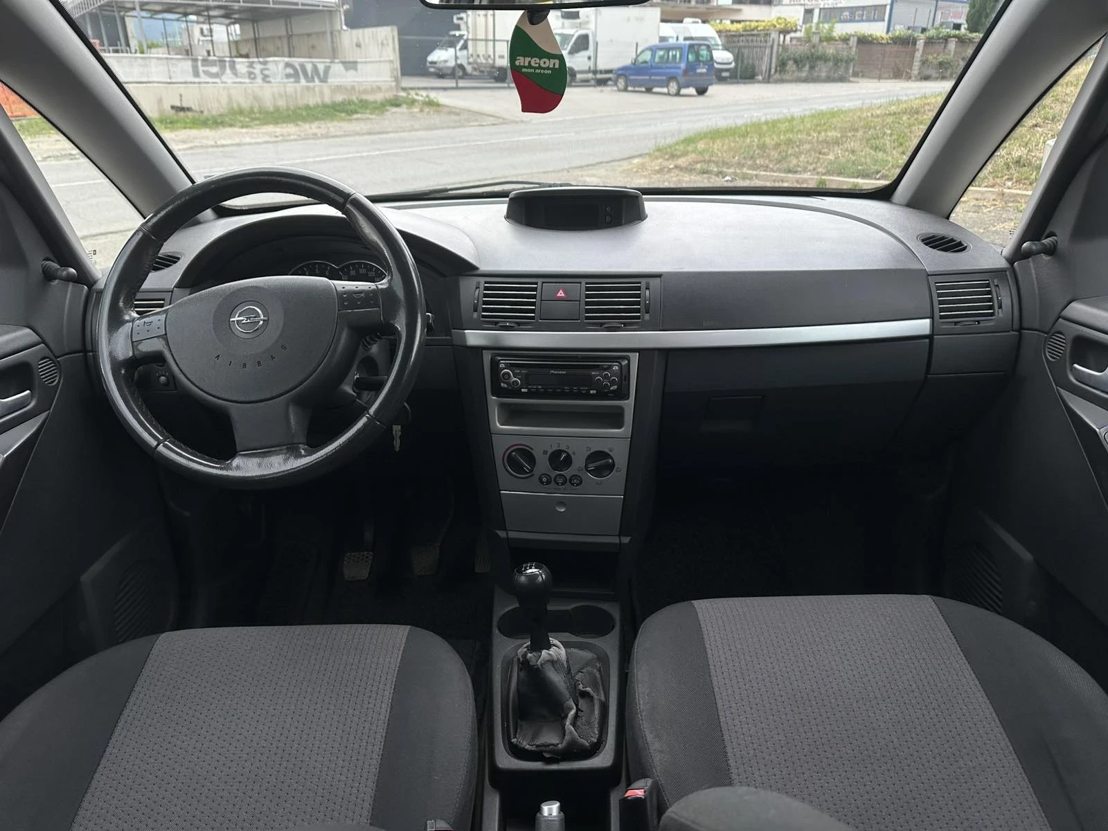 Opel Meriva, снимка 4 - Автомобили и джипове - 55092285
