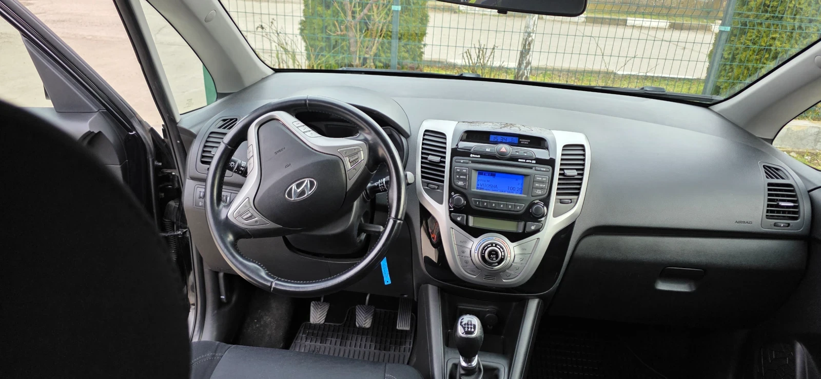 Hyundai Ix20 Ix20, снимка 6 - Автомобили и джипове - 55109935