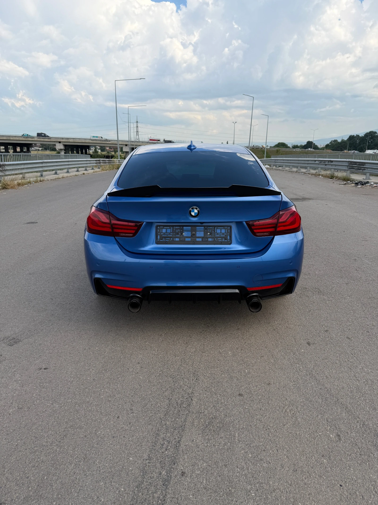 BMW 440 LCI Всички екстри, снимка 4 - Автомобили и джипове - 55137121