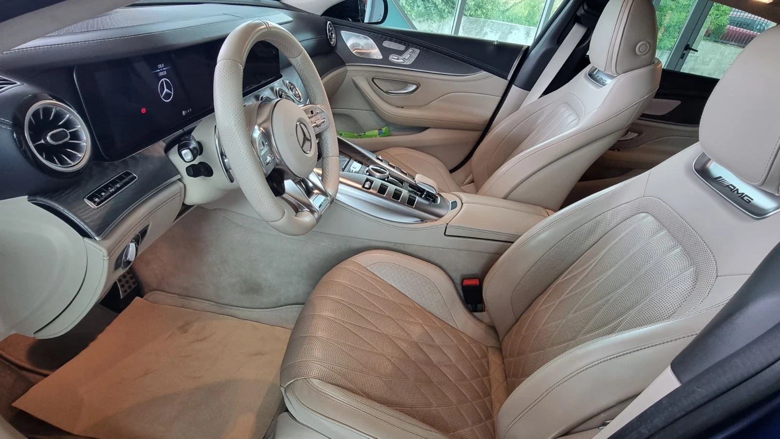 Mercedes-Benz GT 53 AMG 4MATIC + , снимка 9 - Автомобили и джипове - 55405898