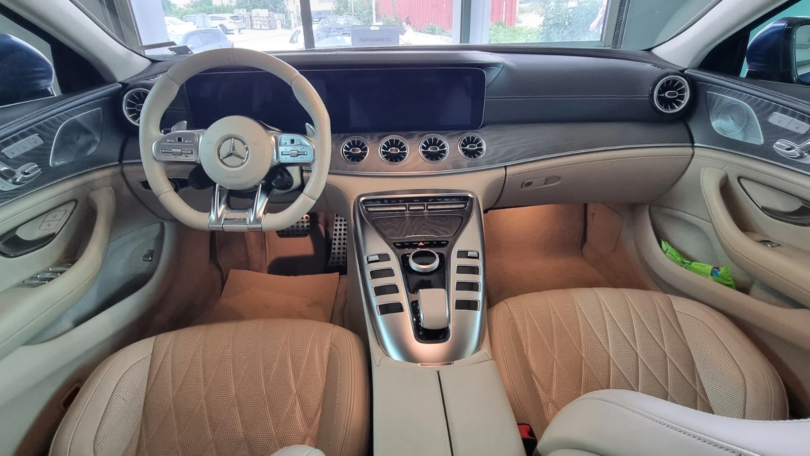 Mercedes-Benz GT 53 AMG 4MATIC + , снимка 8 - Автомобили и джипове - 55405898