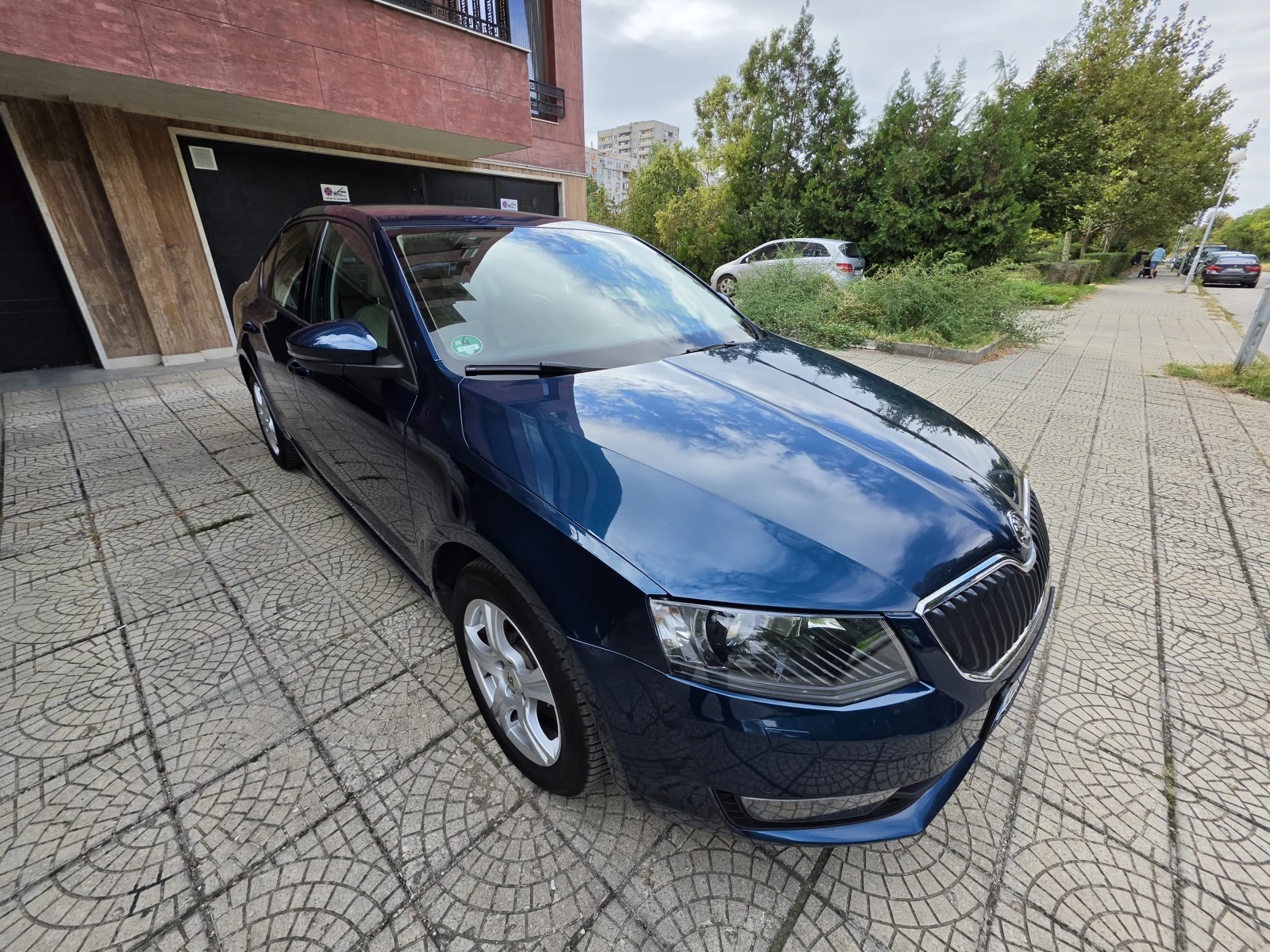 Skoda Octavia 1.6 TDI DSG, снимка 7 - Автомобили и джипове - 56270123