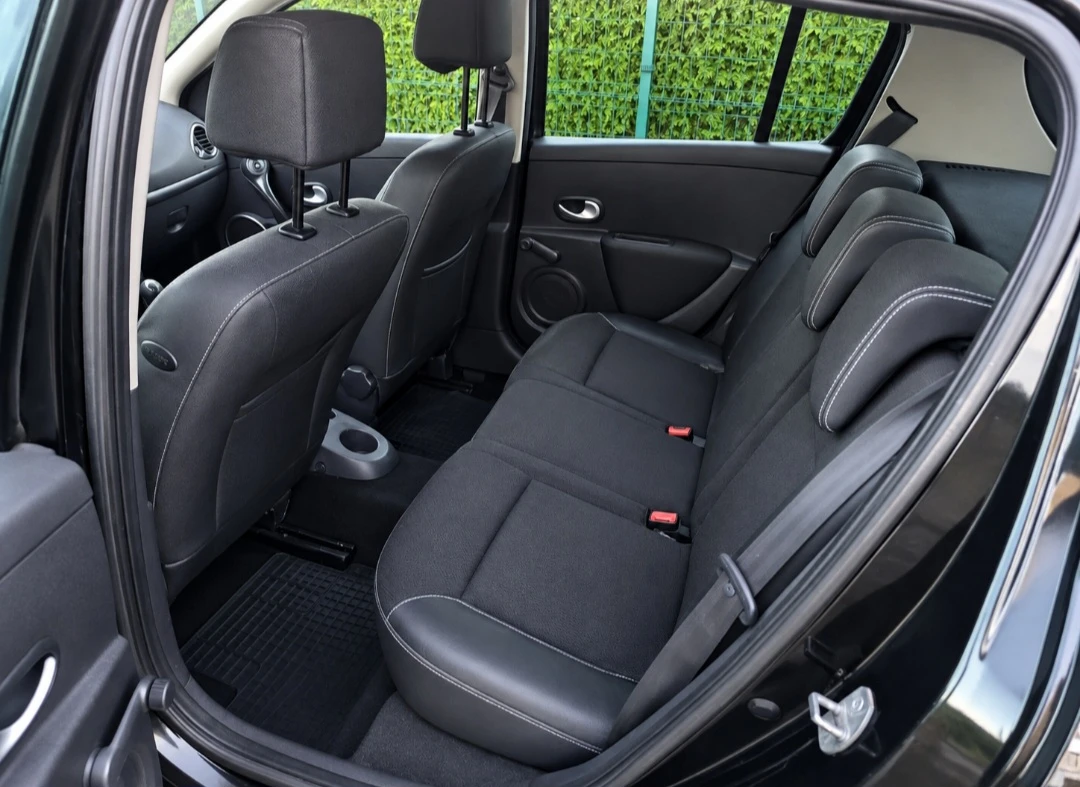 Renault Clio Гаражно-клима, снимка 11 - Автомобили и джипове - 56394980