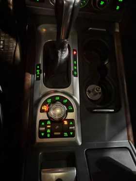 Land Rover Range rover 4.4* LPG* СЕРВИЗ* КАМЕРА* , снимка 9