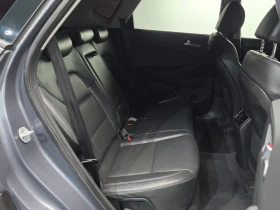 Hyundai Tucson 2.0 CRDi, снимка 12