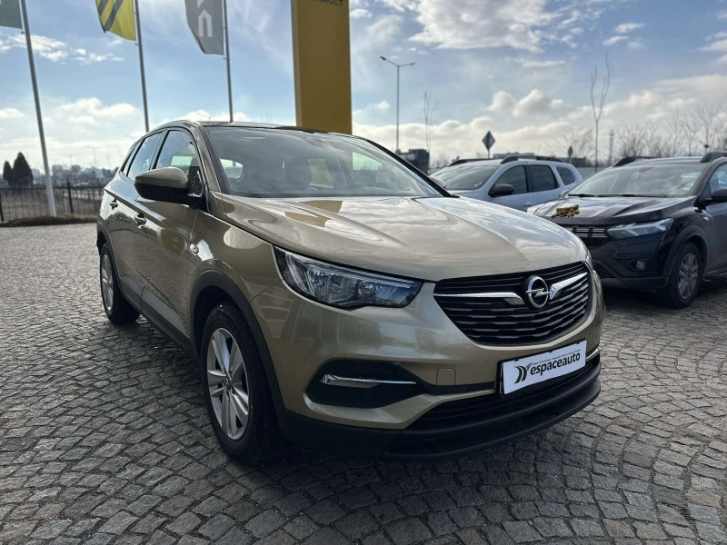 Opel Grandland X 1.2 130к.с, снимка 3 - Автомобили и джипове - 48280261