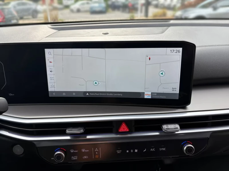 Kia Sorento НОВ!/PE/1.6PHEV/252HP/AWD/360/AMBI/KLESS/595f, снимка 11 - Автомобили и джипове - 51374175