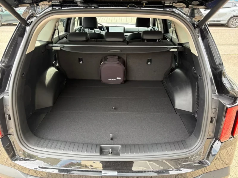 Kia Sorento НОВ!/PE/1.6PHEV/252HP/AWD/360/AMBI/KLESS/595f, снимка 6 - Автомобили и джипове - 51374175