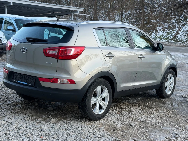 Kia Sportage 1.7CRDI* PANORAMA* EVRO5, снимка 4 - Автомобили и джипове - 52939683