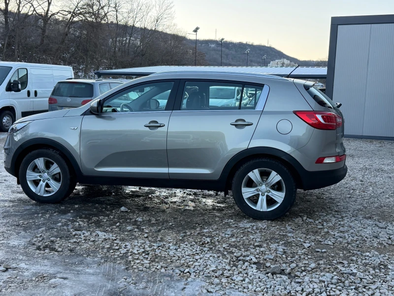 Kia Sportage 1.7CRDI* PANORAMA* EVRO5, снимка 6 - Автомобили и джипове - 52939683