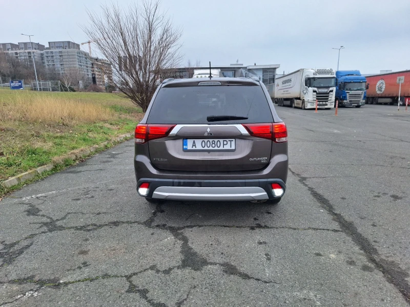 Mitsubishi Outlander SEL 2.4 S-AWC 4x4 Full 7места, снимка 10 - Автомобили и джипове - 53218648