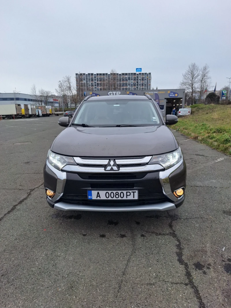 Mitsubishi Outlander SEL 2.4 S-AWC 4x4 Full 7места