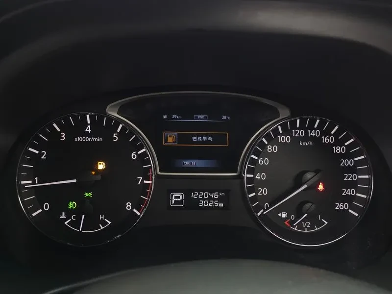 Nissan Pathfinder  3.5 4Wd, снимка 8 - Автомобили и джипове - 55750120