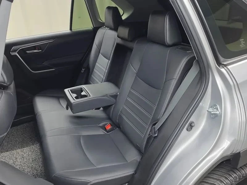 Toyota Rav4, снимка 11 - Автомобили и джипове - 56685205