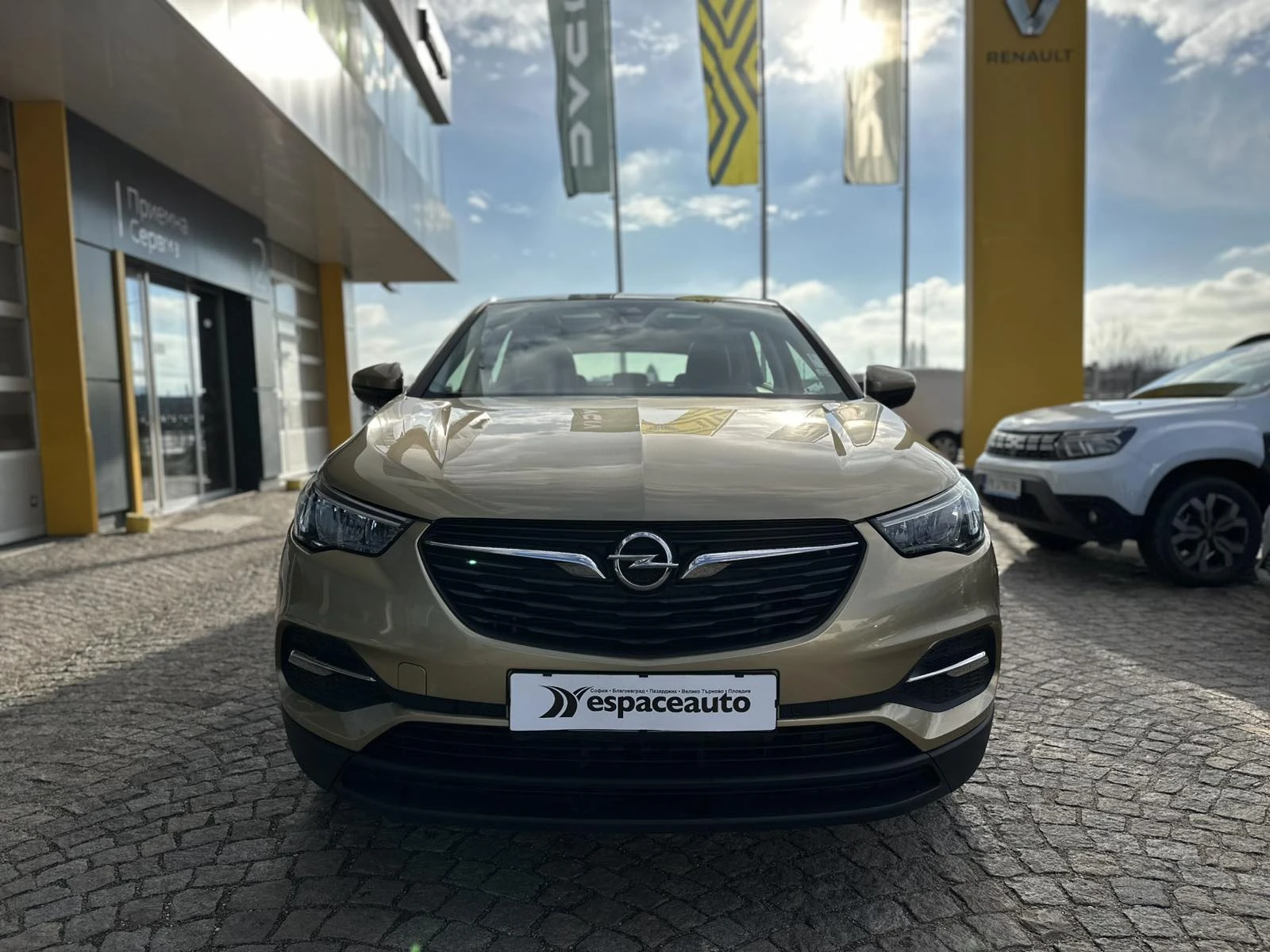 Opel Grandland X 1.2 130к.с - изображение 2