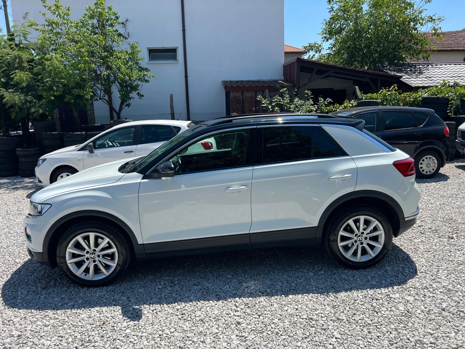 VW T-Roc 2.0 150 DSG 4x4 - изображение 4