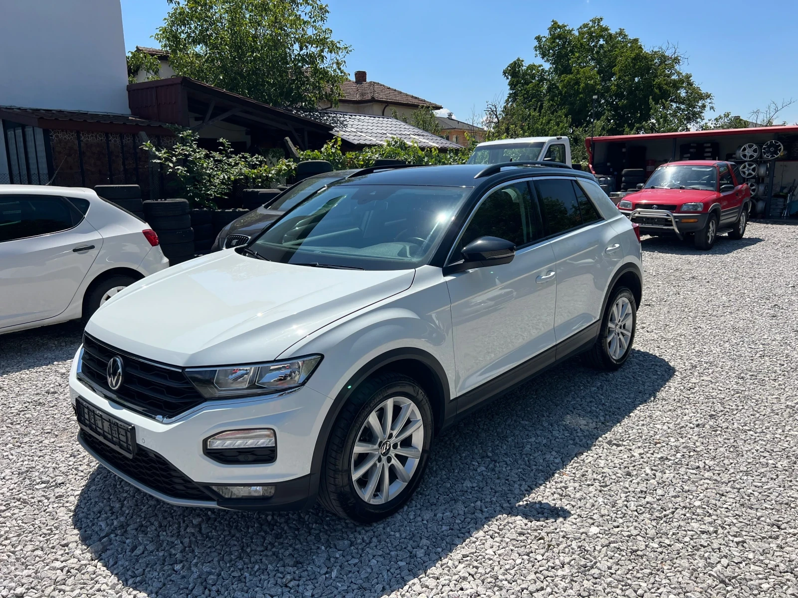 VW T-Roc 2.0 150 DSG 4x4 - изображение 3
