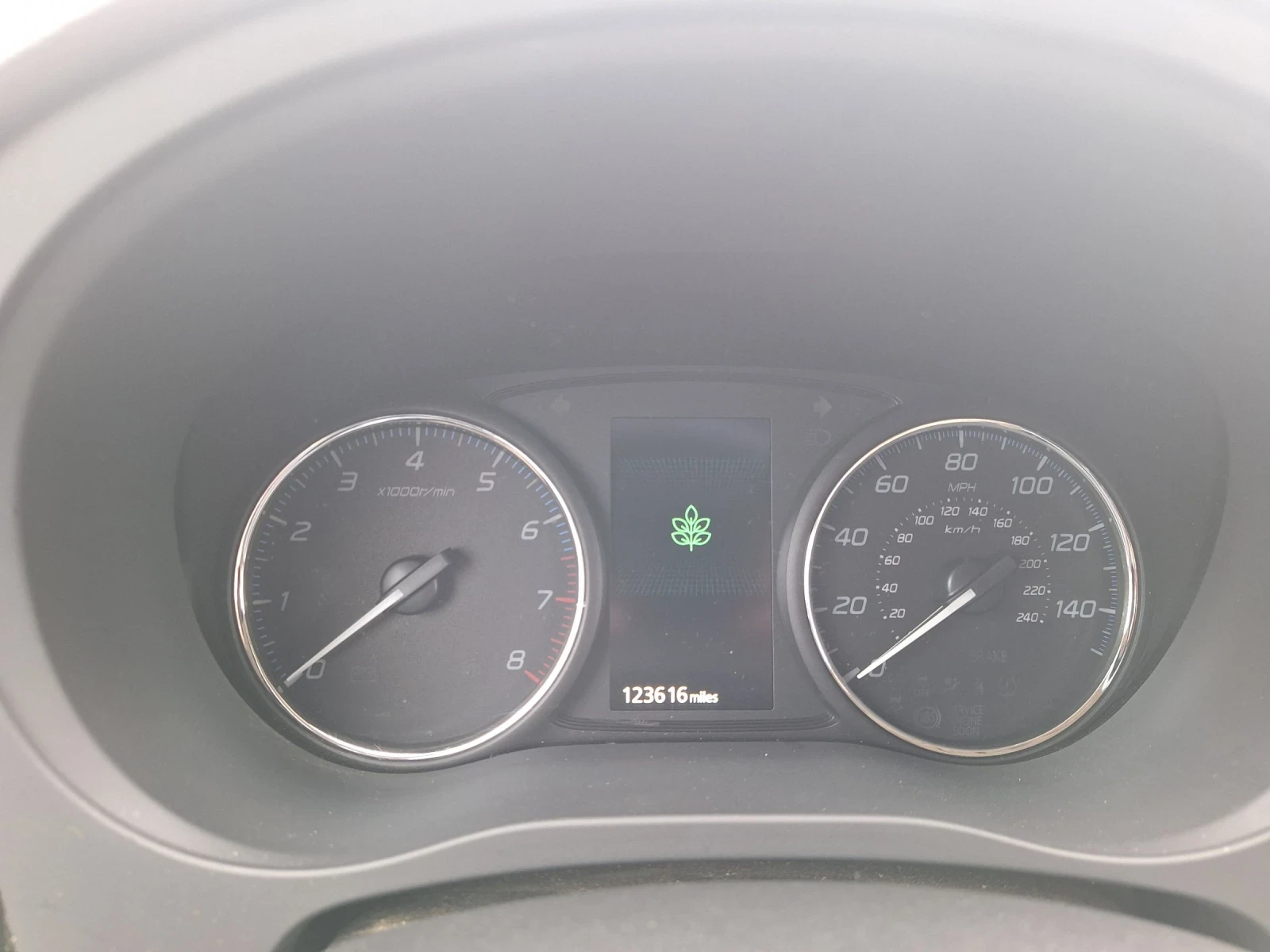 Mitsubishi Outlander SEL 2.4 S-AWC 4x4 Full 7места - изображение 9