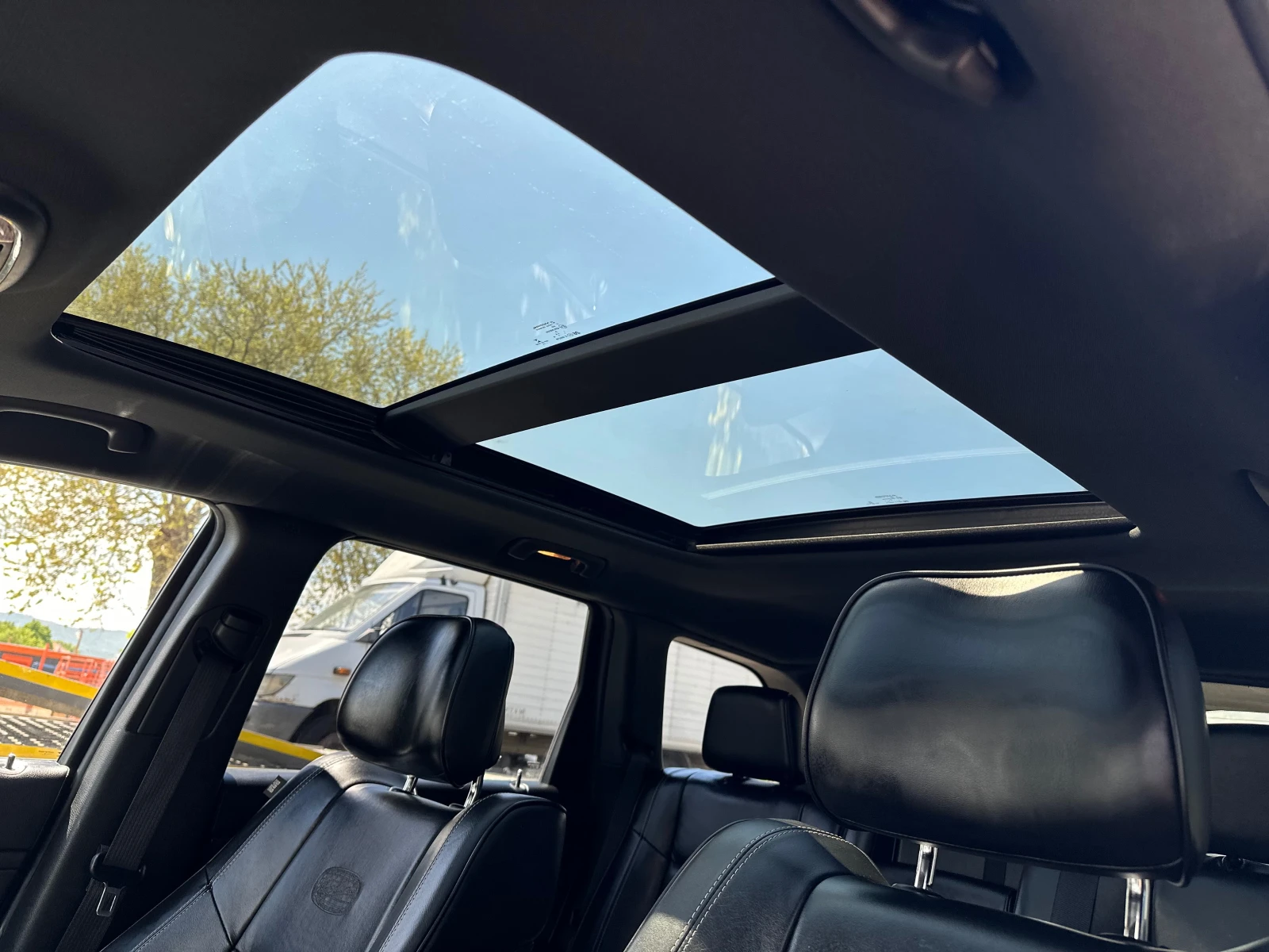 Jeep Grand cherokee 3.0CRD-OVERLAND-4X4-FULL, снимка 15 - Автомобили и джипове - 54392875