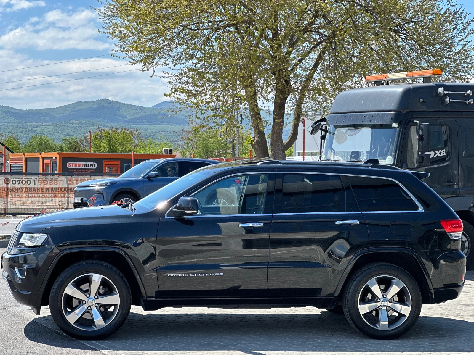 Jeep Grand cherokee 3.0CRD-OVERLAND-4X4-FULL, снимка 6 - Автомобили и джипове - 54392875