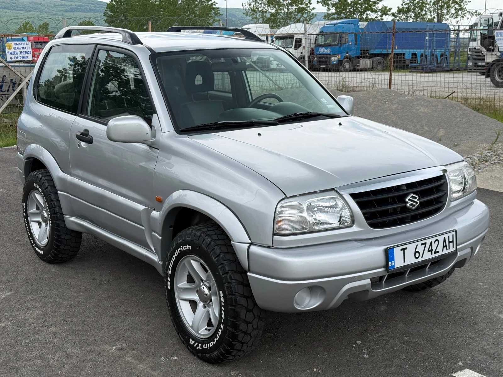 Suzuki Grand vitara 1.6 klima фейс