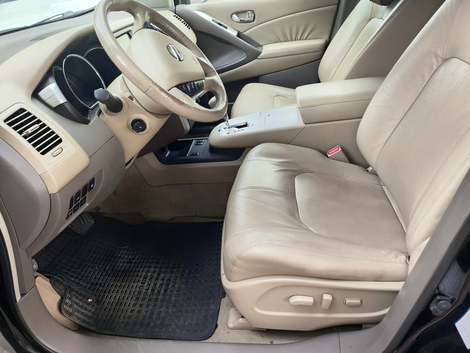 Nissan Murano, снимка 15 - Автомобили и джипове - 55775176