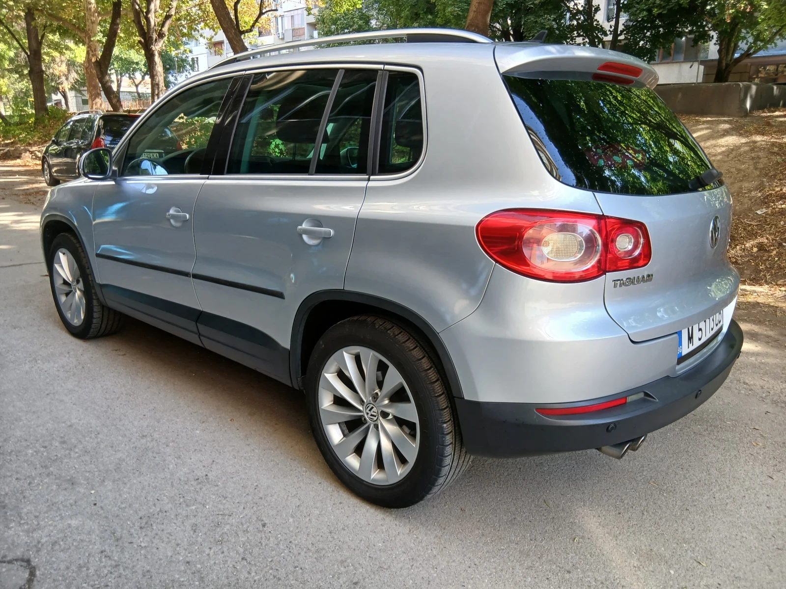 VW Tiguan 2.0 Tsi, снимка 5 - Автомобили и джипове - 55980449