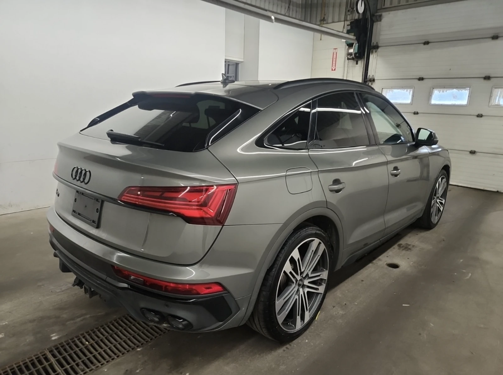 Audi SQ5 2023 Audi SQ5 Sportback TECHNIK, снимка 3 - Автомобили и джипове - 56127757