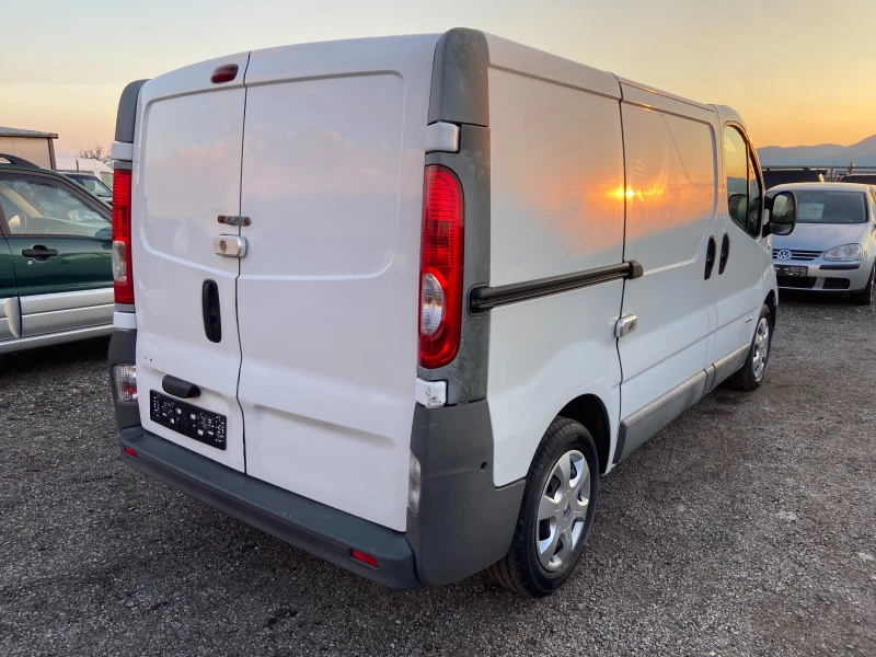 Renault Trafic 2.0 DCI 115 HP ИТАЛИЯ, снимка 7 - Бусове и автобуси - 52776315